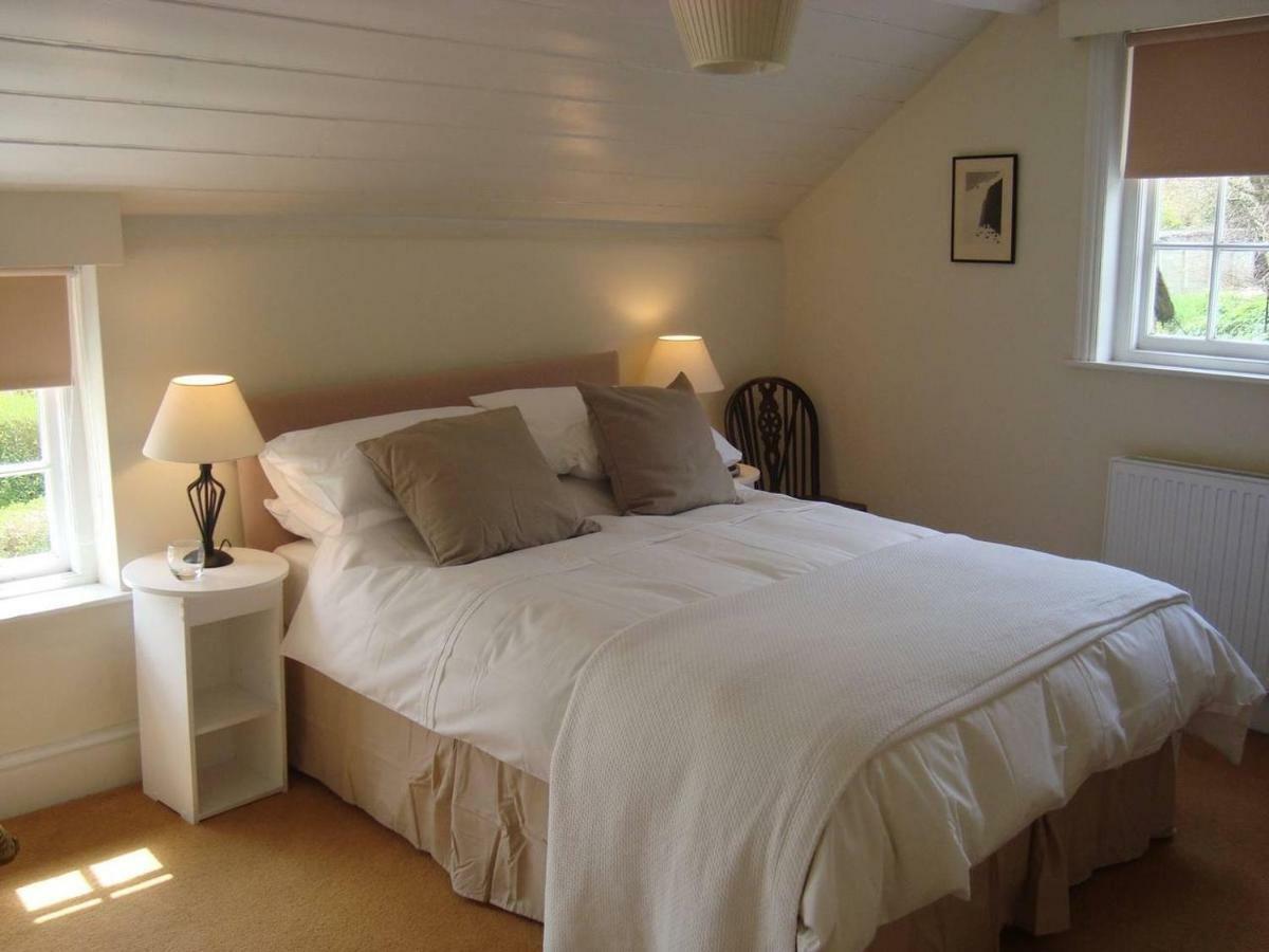 Stunning 3 Bedroom 3 Bath Self Catering Cottage Nr Stonehenge, Longleat, Avebury And Bath - Great Local Village Pub Pewsey Zewnętrze zdjęcie